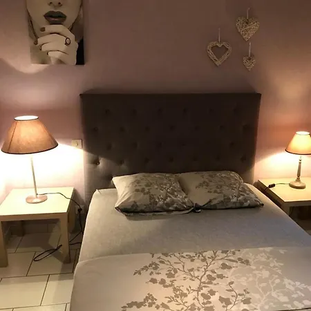 شقة Anais